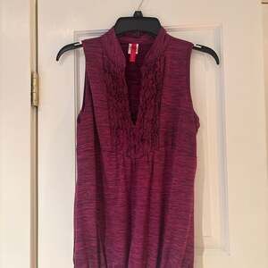 Heart Soul Stretch Blouse Size L- Ruffled V-Neck Front Pullover